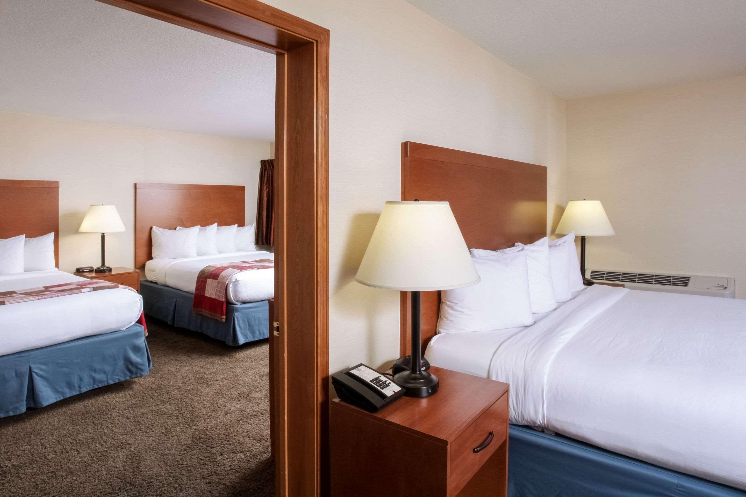 Quality Inn Oakwood Fairwood Exterior foto